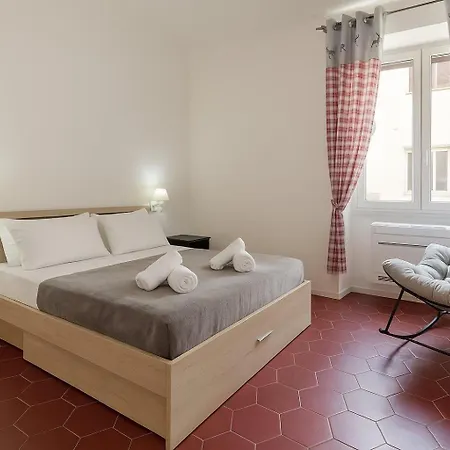 Shanti Apartament